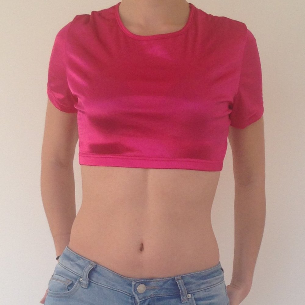 Hanna - Shiny Hot Pink Crop Top